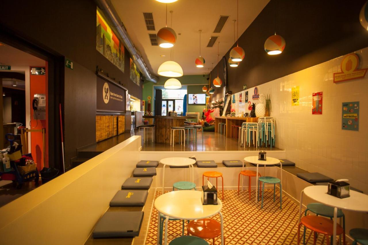 Amistat Beach Hostel Barcelona Exterior foto